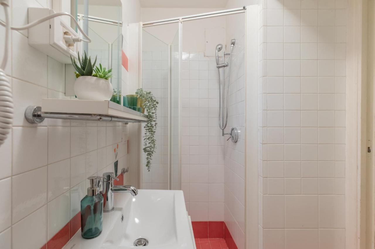 Iflat Comfy Apartament In Campo De' Fiori Rome Exterior photo